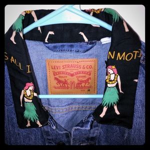 LEVI’S  Hula Dancer Collar Denim Jacket